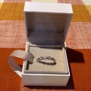 Pandora Disney Parks Exclusive Ring Size 7.5